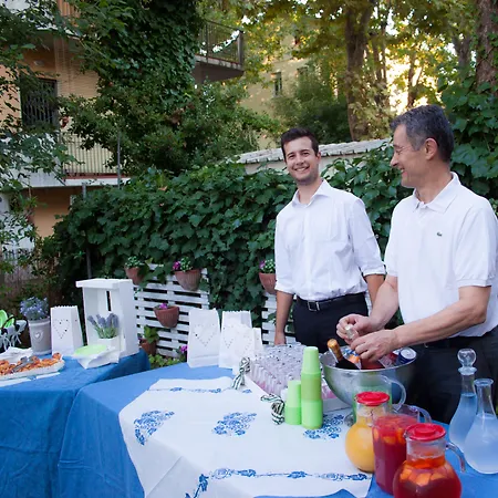 Loretta & Dependance