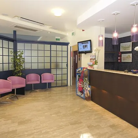 Loretta & Dependance Otel Cervia
