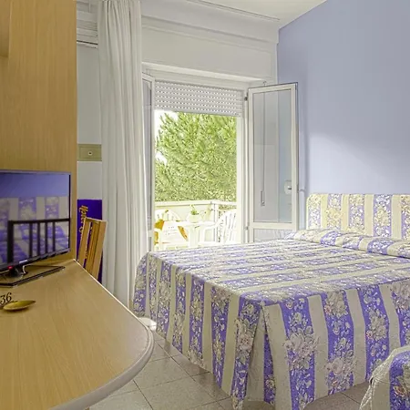 Loretta & Dependance