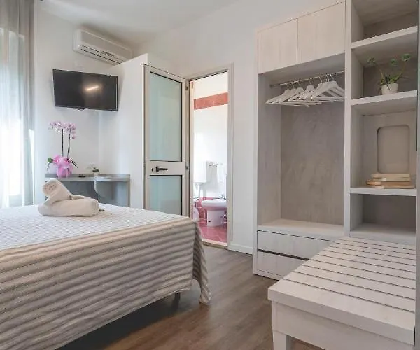 Loretta & Dependance Cervia