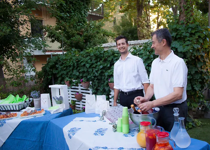 Loretta & Dependance