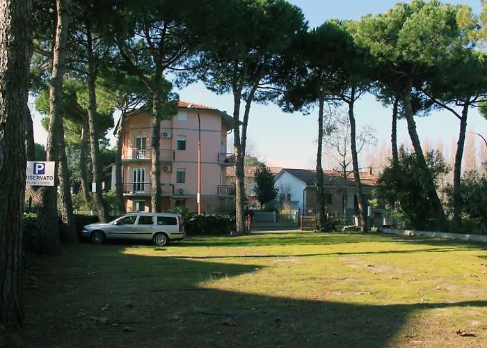 Loretta & Dependance 3* Cervia