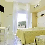 Loretta & Dependance Hotel