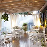 Loretta & Dependance Hotel
