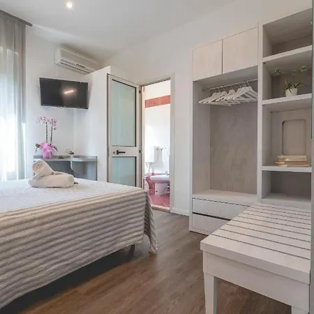 Loretta & Dependance Cervia