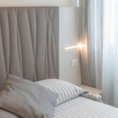 Loretta & Dependance Hotel 3*