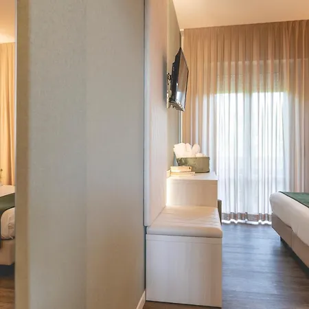 Loretta & Dependance Hotel 3*