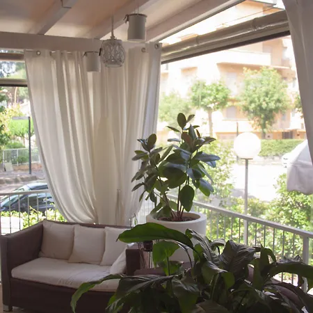 Hotel Loretta & Dependance Cervia