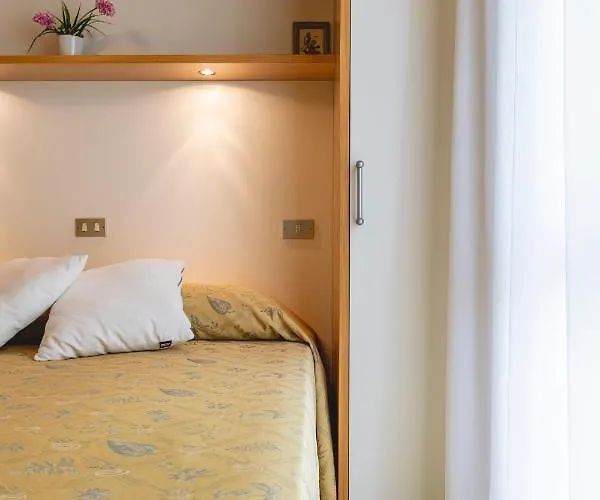 Hotel Loretta & Dependance Cervia