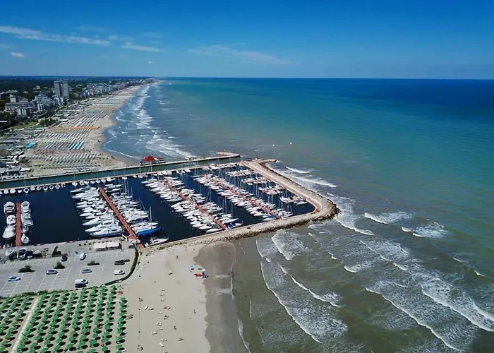 Loretta & Dependance מלון 3*